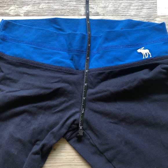 EUC Abercrombie & Fitch Yoga Pants - Picture 6 of 9